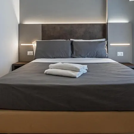 Liliya Rooms